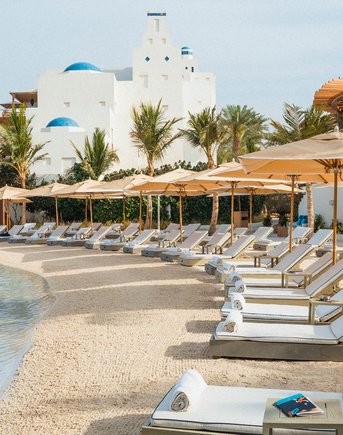 Discover the best beach clubs in Dubai: 2023 edition